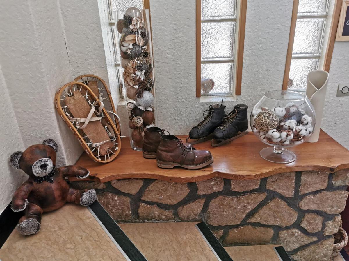 Hotel Au Feu De Bois Bar A Vin Le 1605 Autrans-Meaudre-en-Vercors Εξωτερικό φωτογραφία