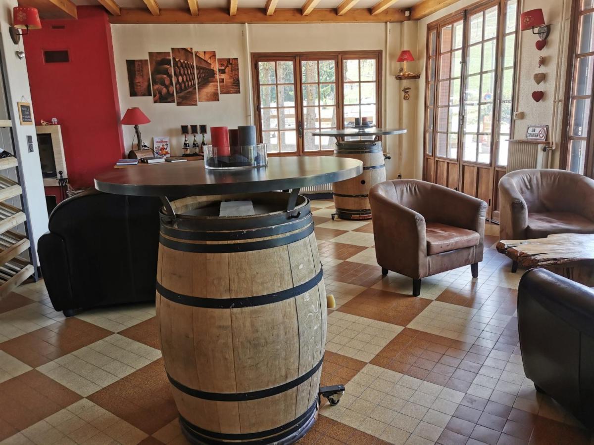 Hotel Au Feu De Bois Bar A Vin Le 1605 Autrans-Meaudre-en-Vercors Εξωτερικό φωτογραφία