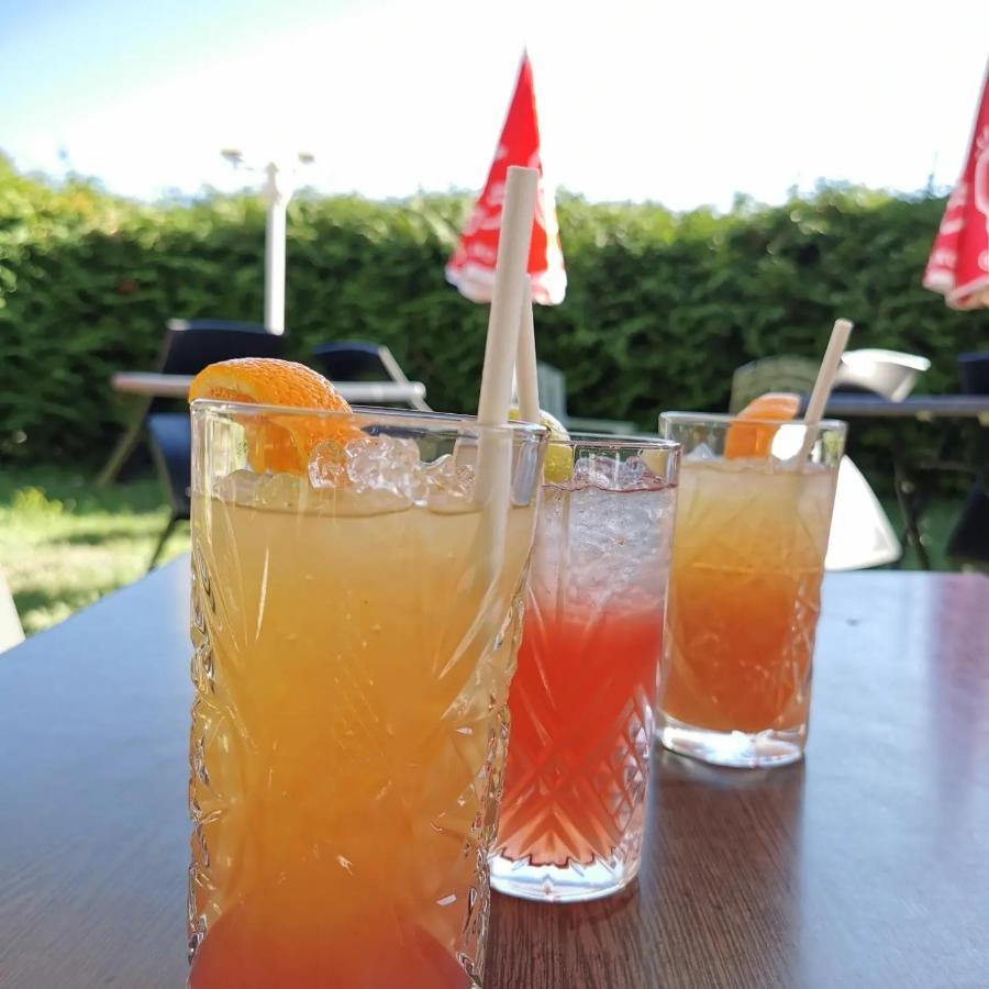 Hotel Au Feu De Bois Bar A Vin Le 1605 Autrans-Meaudre-en-Vercors Εξωτερικό φωτογραφία